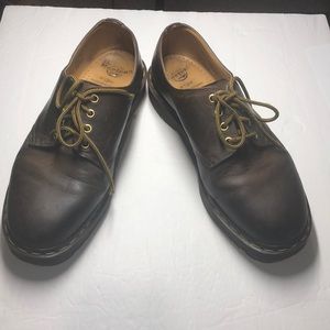 Dr. Martens brown lace up shoes made in England 11